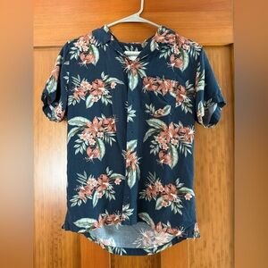 Aeropostale Navy Floral Shirt XS men’s